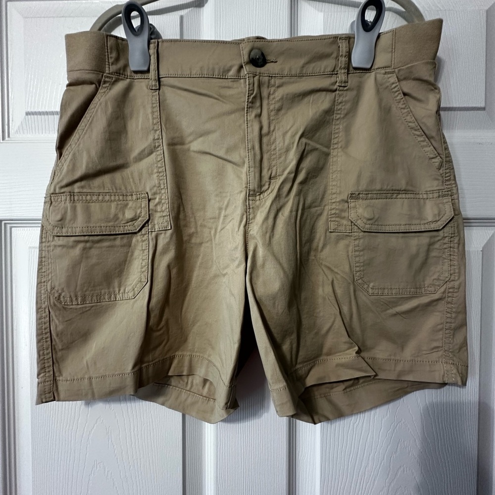 Lee Women's Tan Cargo Shorts